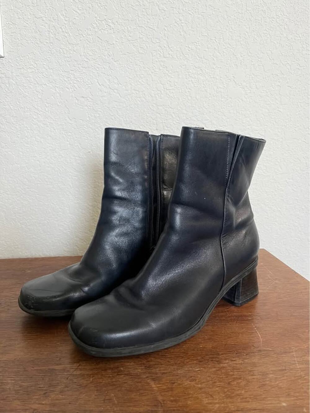 Naturalizer Black Leather Ankle Boots